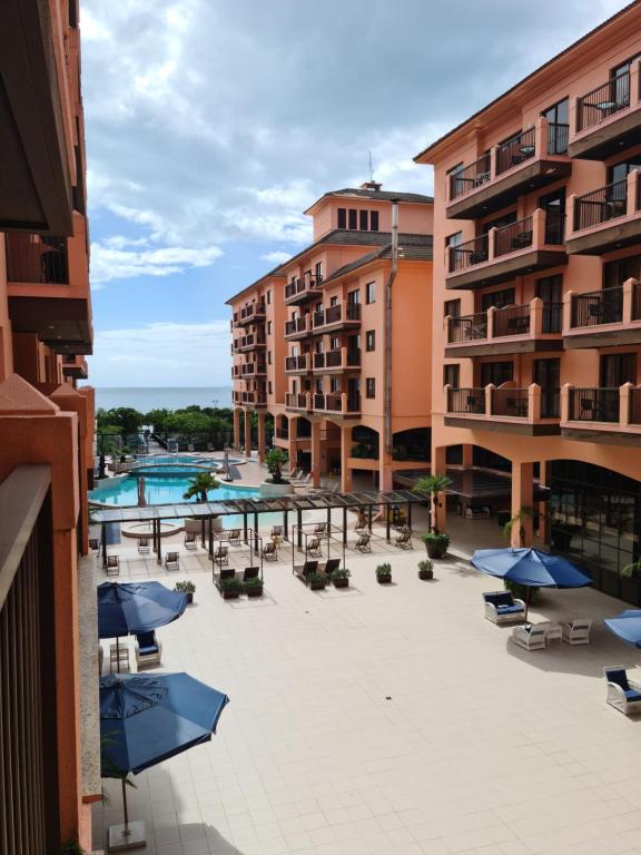 Hotel 1